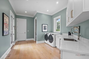 Laundry/Mud Room