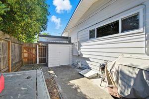  Photo 47