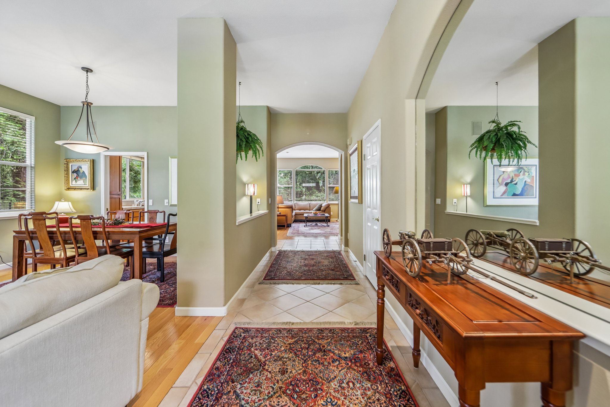 Aikin Pl-S2204-007.jpg