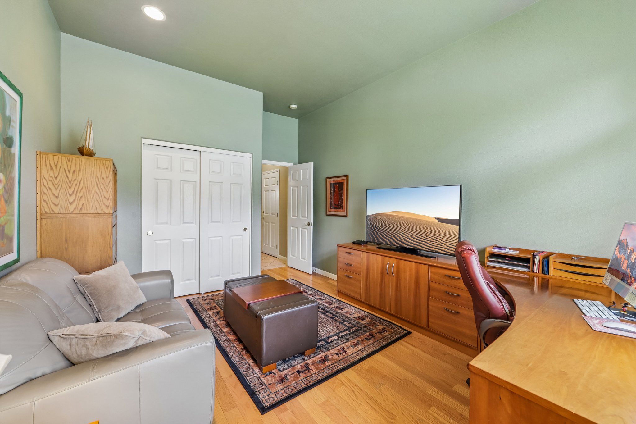 Aikin Pl-S2204-029.jpg