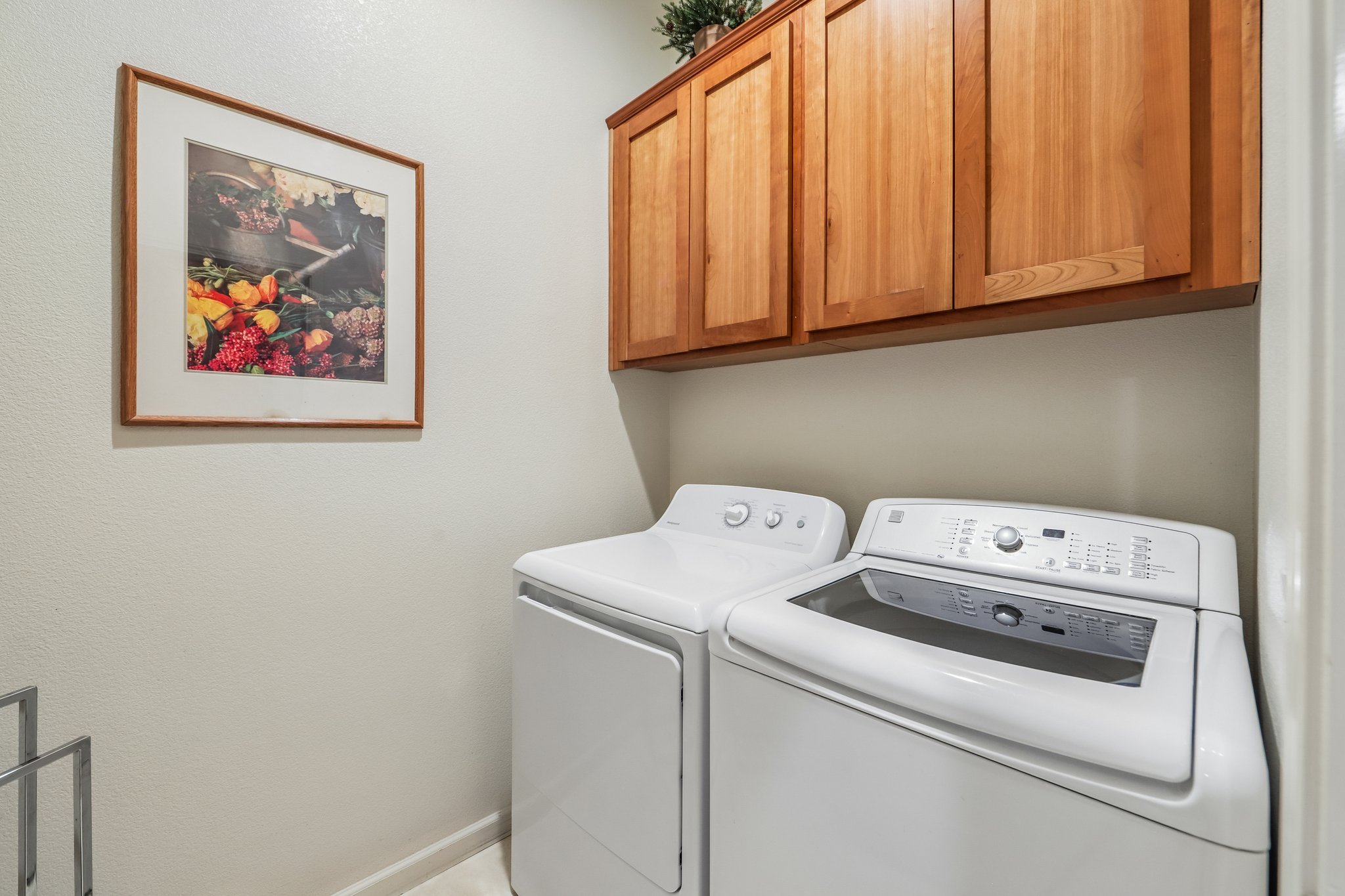 Aikin Pl-S2204-037.jpg