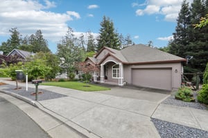 Aikin Pl-S2204-002.jpg