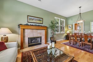 Aikin Pl-S2204-010.jpg