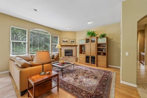 Aikin Pl-S2204-013.jpg