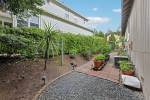 Aikin Pl-S2204-046.jpg