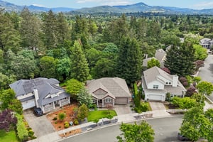 Aikin Pl-S2204-048.jpg