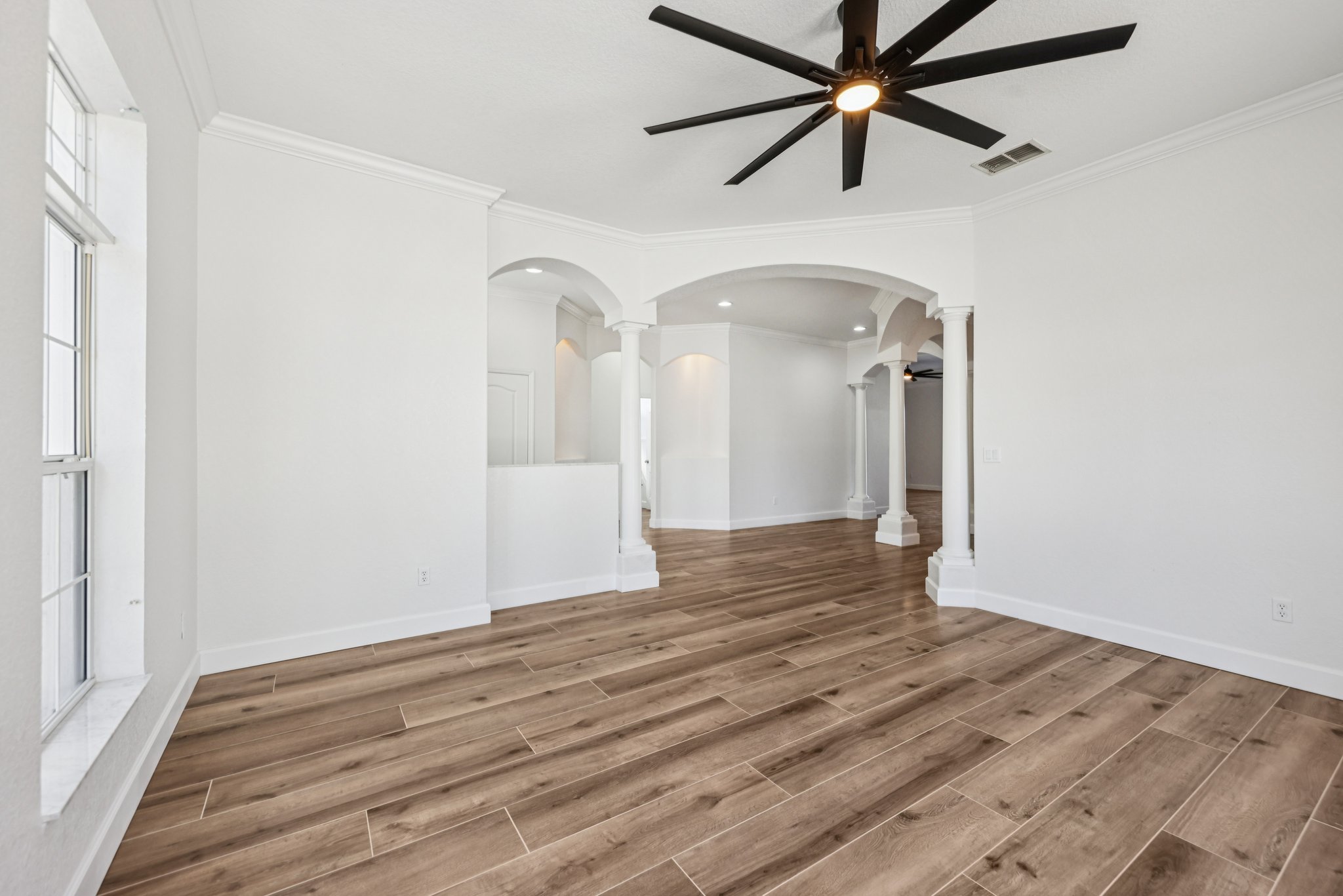 Maribella Dr-S1511-012.jpg