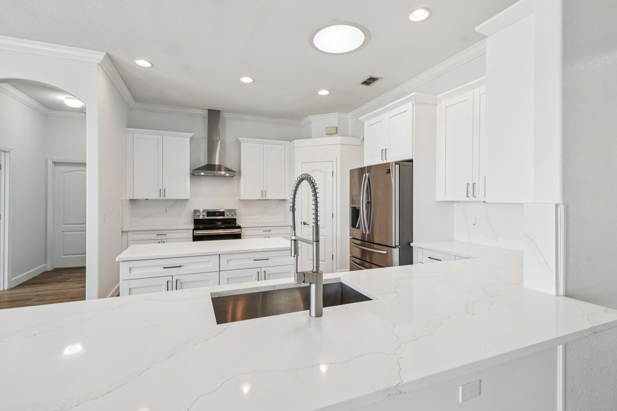 Maribella Dr-S1511-024.jpg