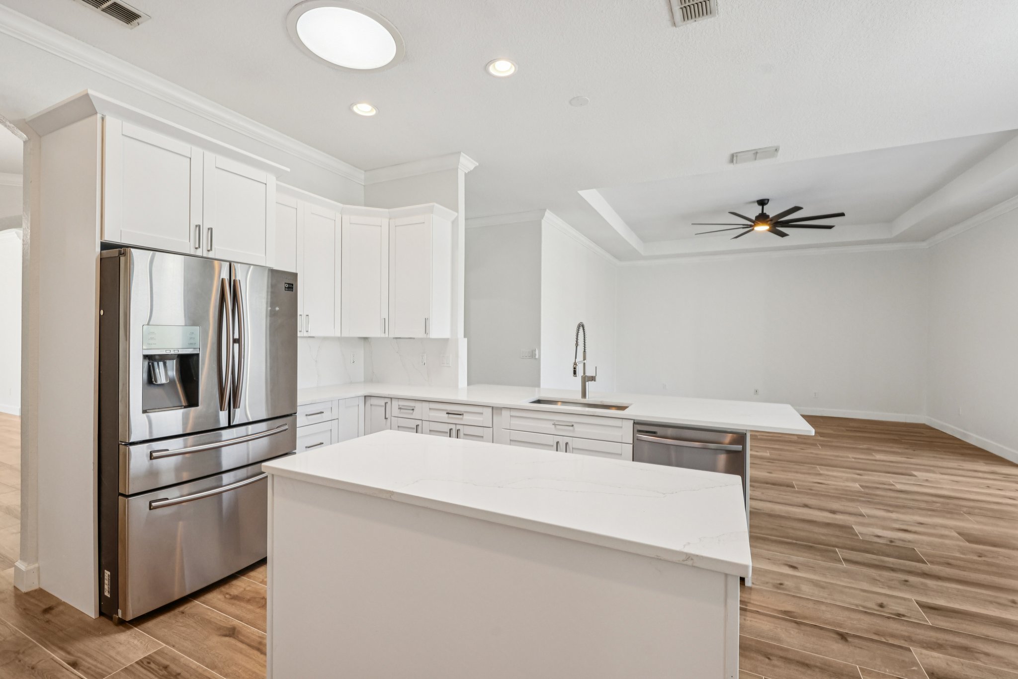 Maribella Dr-S1511-028.jpg