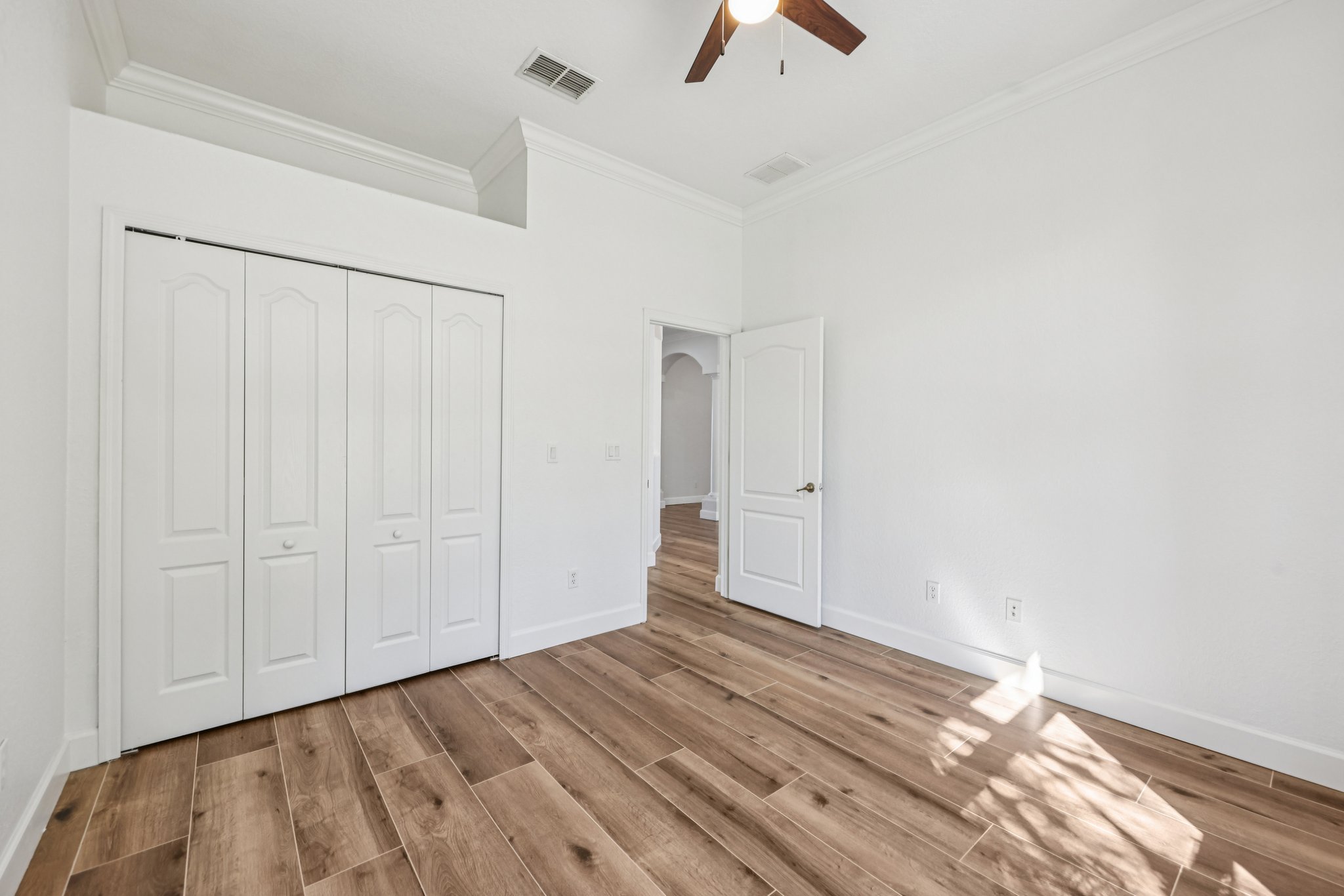 Maribella Dr-S1511-035.jpg