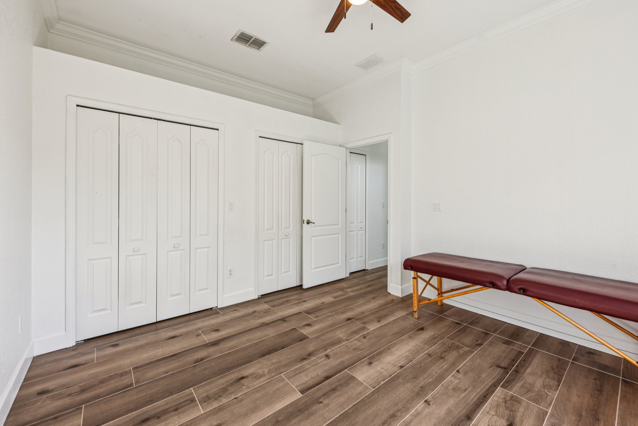 Maribella Dr-S1511-037.jpg