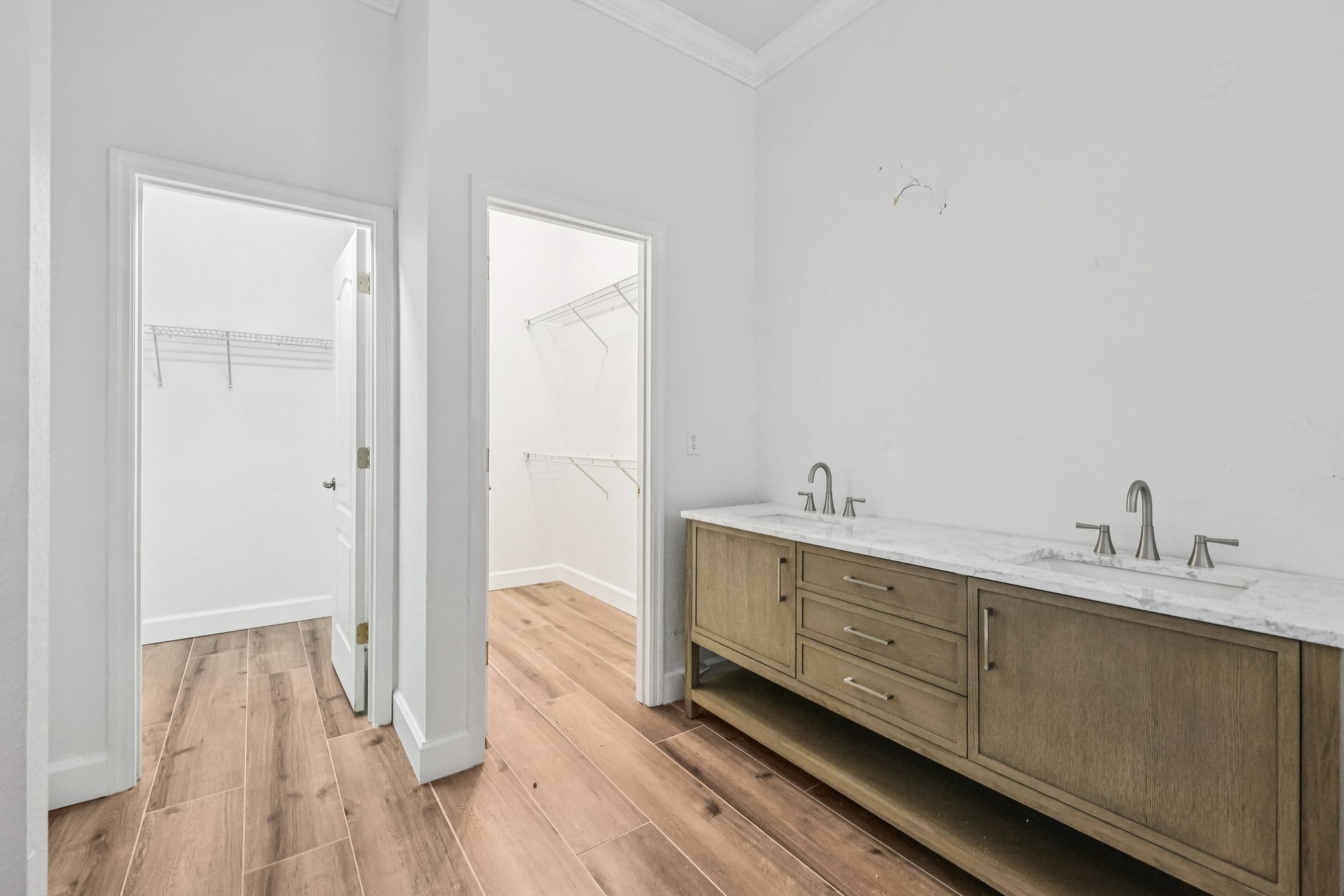 Maribella Dr-S1511-041.jpg