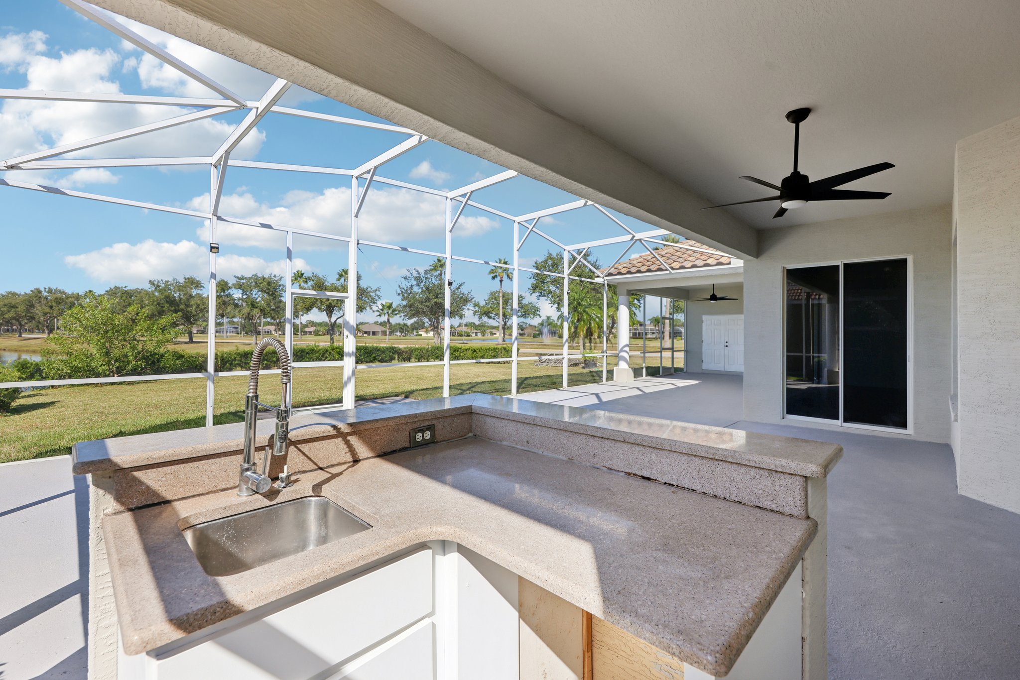 Maribella Dr-S1511-044.jpg