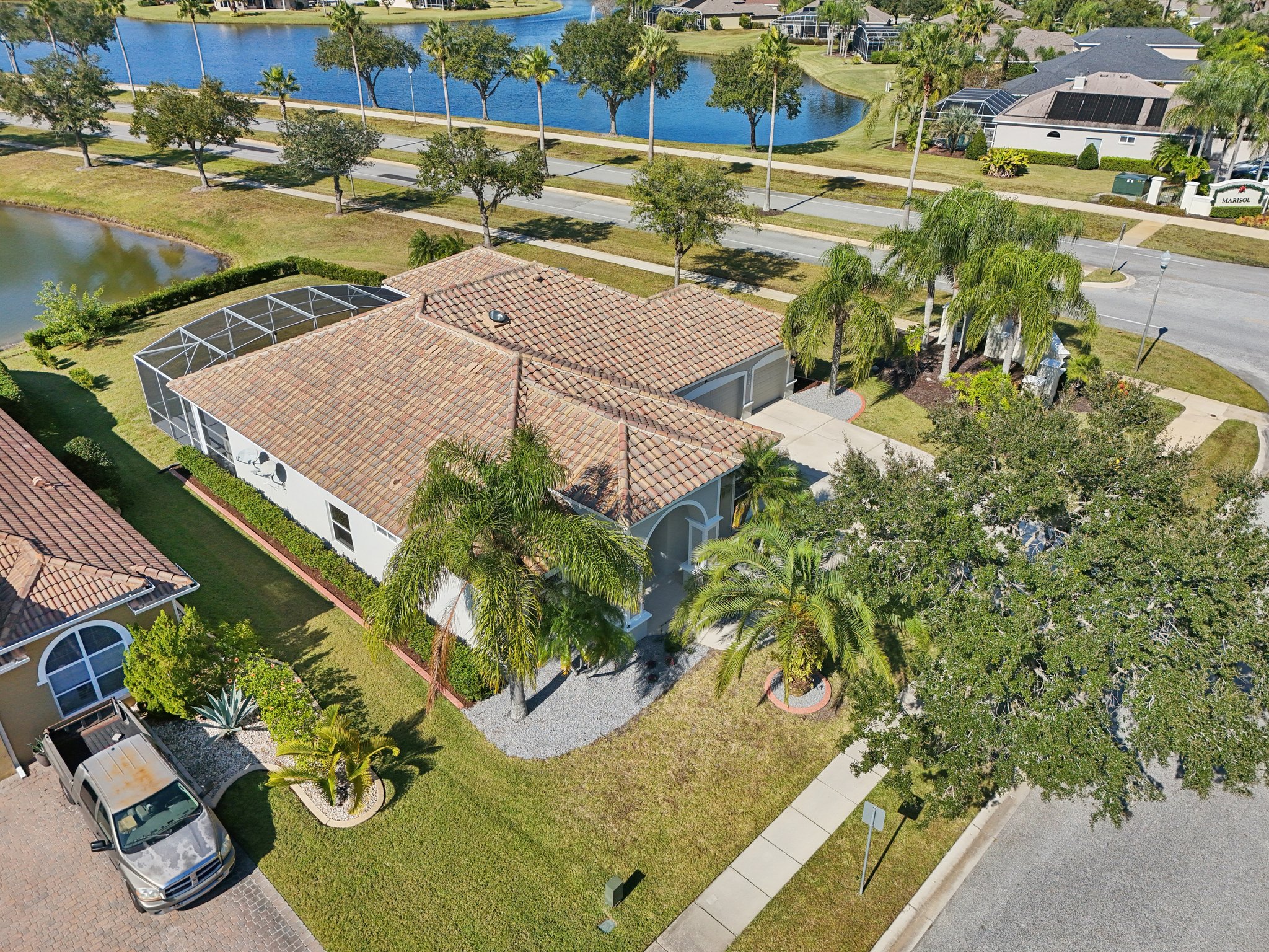 Maribella Dr-S1511-059.jpg