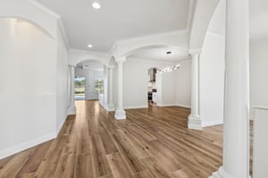 Maribella Dr-S1511-005.jpg