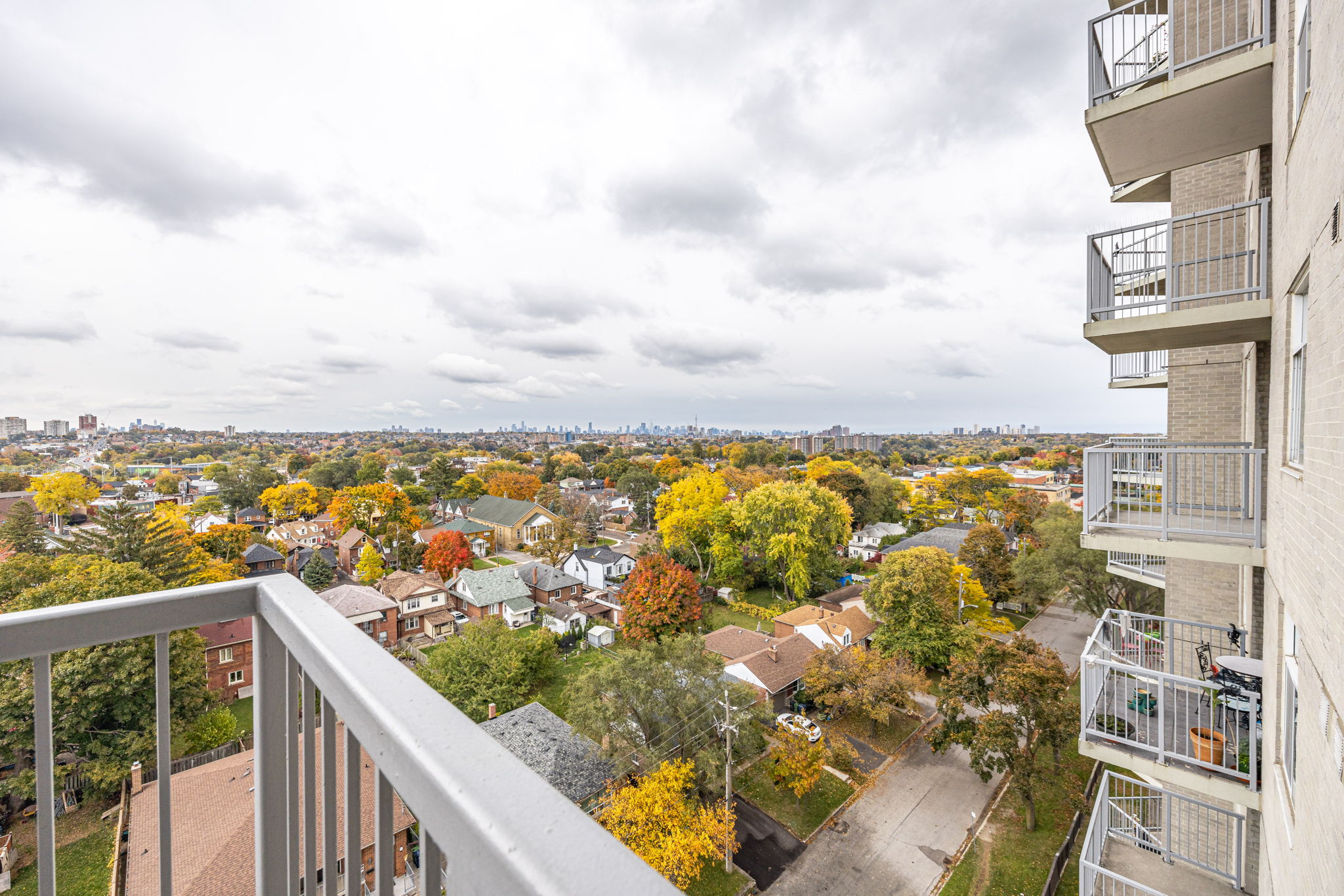 Toronto property showcase — delivered property photograph 18