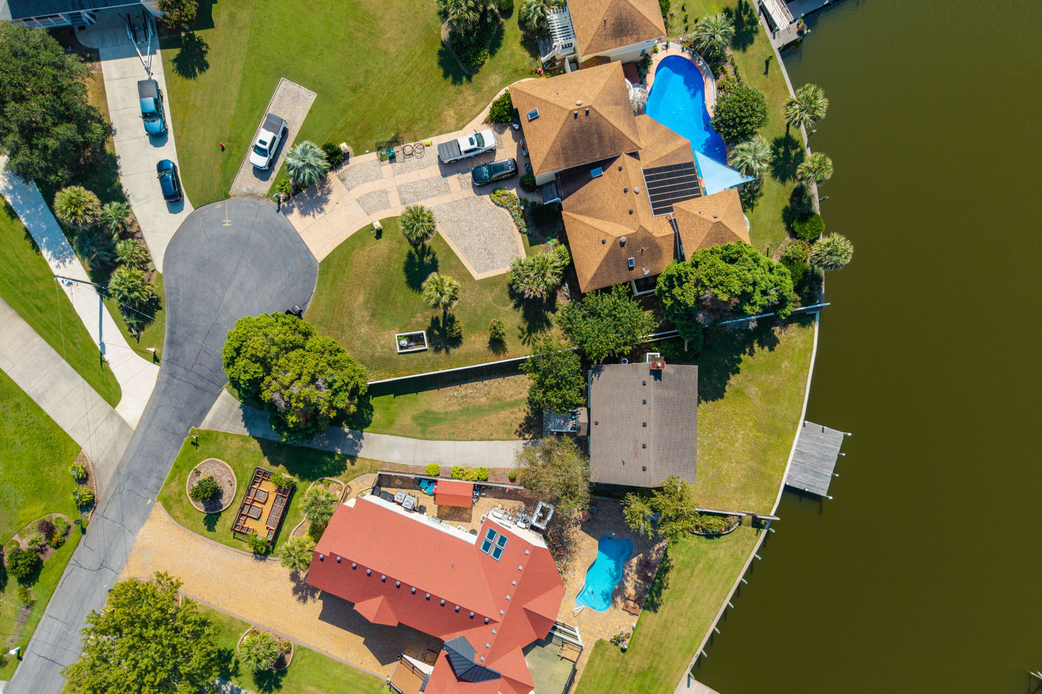 356-Soundview-Dr-Aerial-Overview