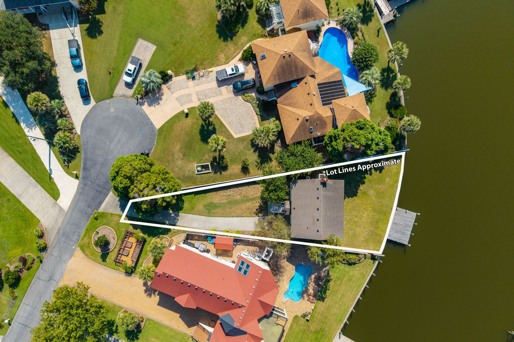 356-Soundview-Dr-Aerial-Overview-Lot-Lines