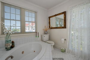 356-Soundview-Dr-TL-BR3-Private-Bath-V2