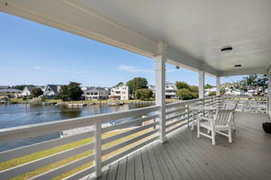 356-Soundview-Dr-TL-Deck