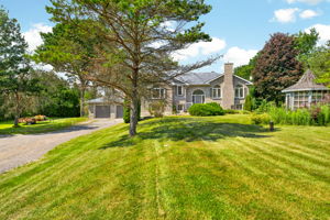  Photo 0