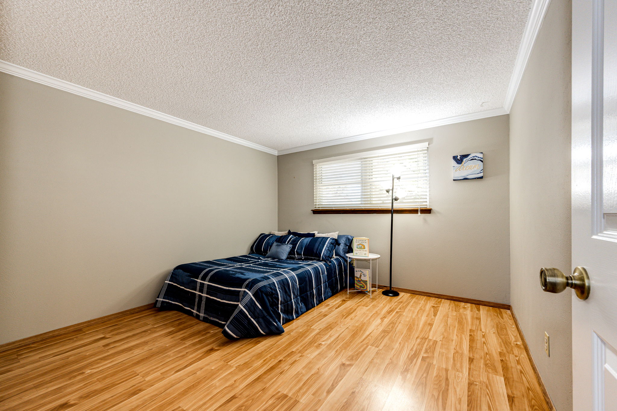 Secondary Bedroom w Double Closets