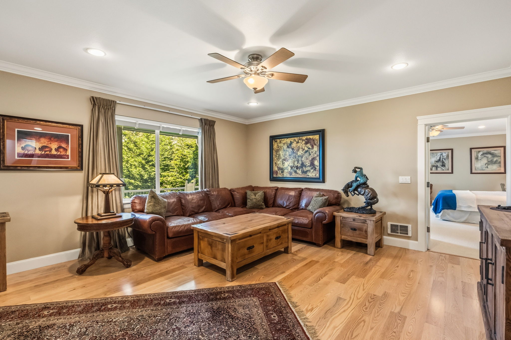  Photo 36