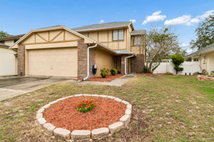 Welcome Home! 3563 S Saint Lucie Dr. Casselberry, FL 32707