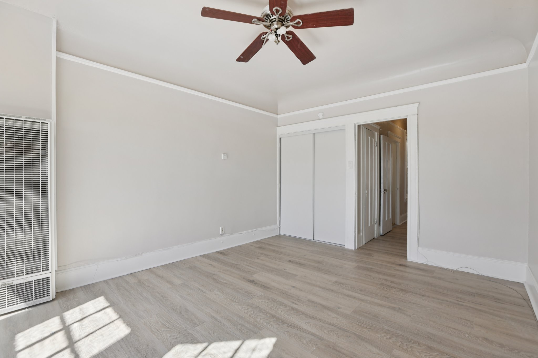 17th St 5-S1110-019.jpg