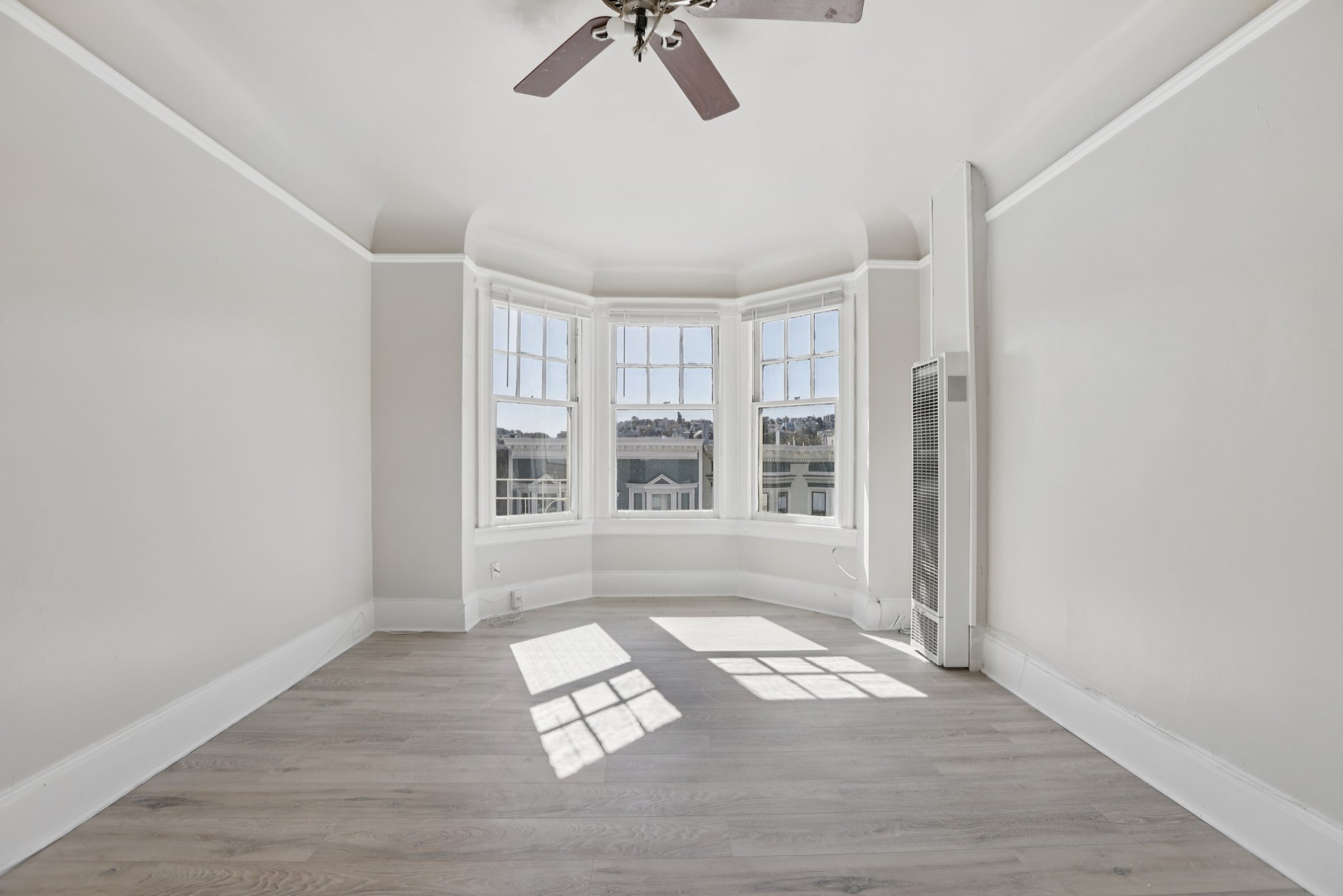 17th St 5-S1110-020.jpg