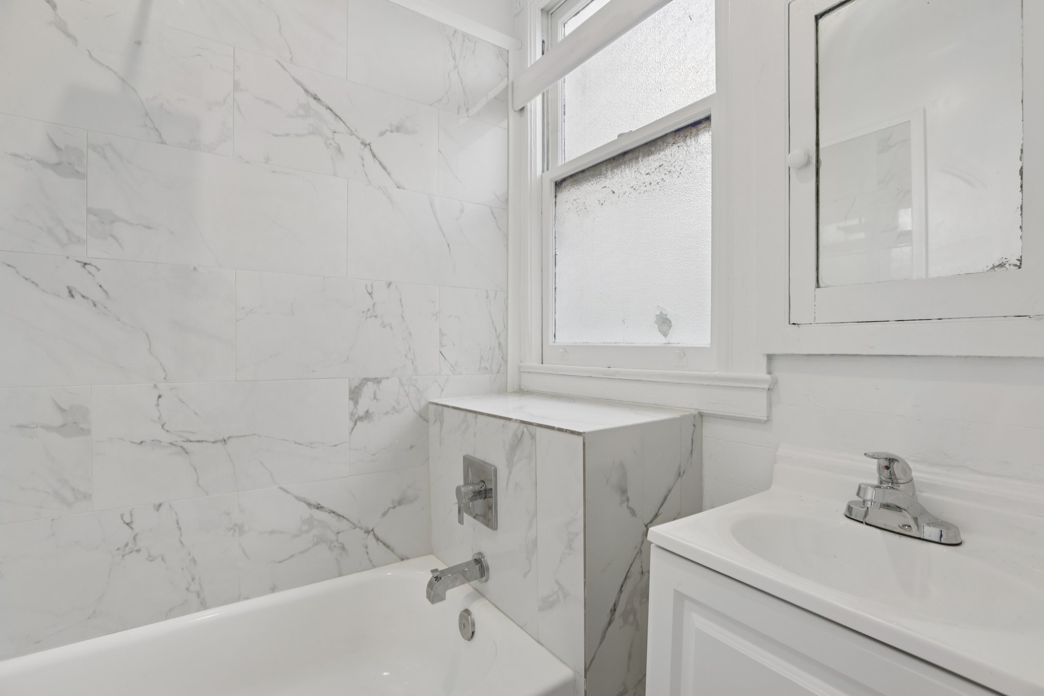 17th St 5-S1110-022.jpg