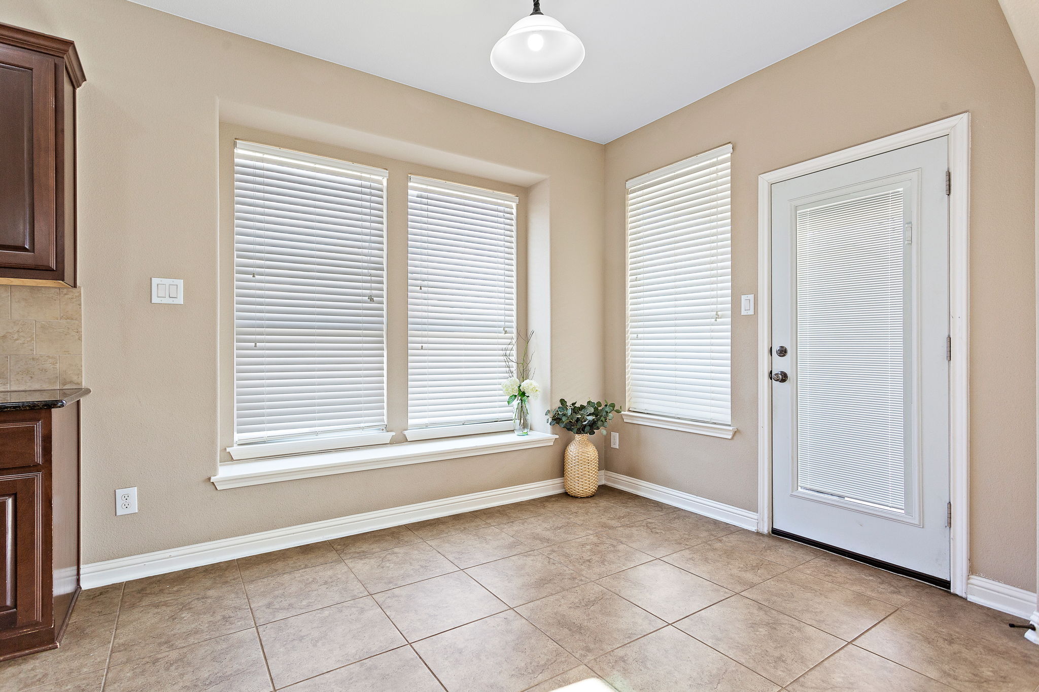 3564 Rosalina Loop, Round Rock, TX 78665, USA Photo 12