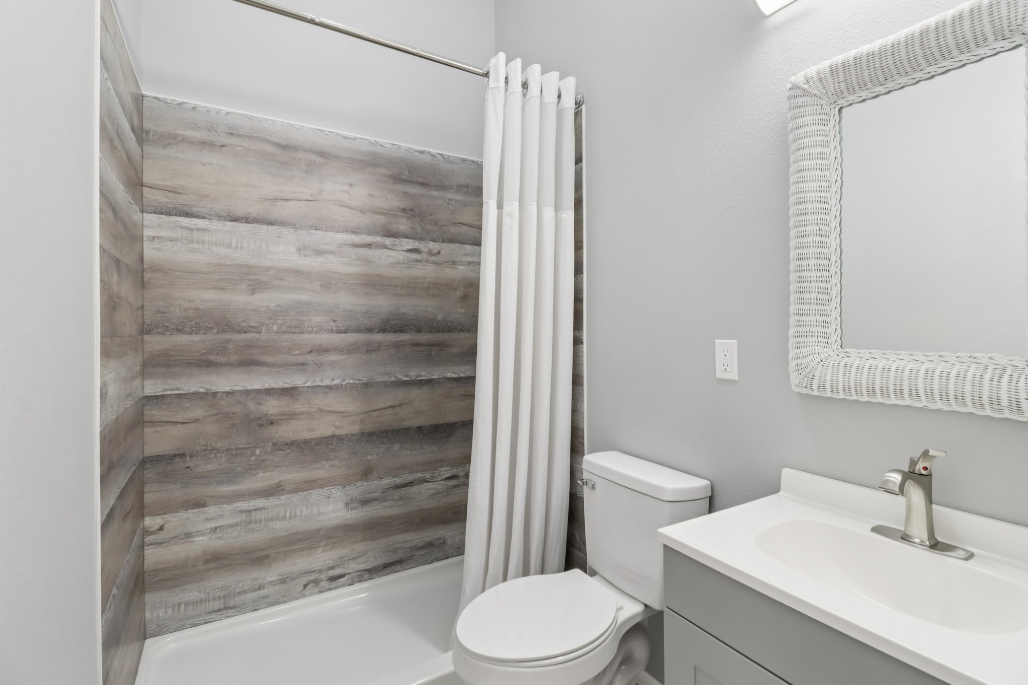 County Road 439-S0511-029.jpg