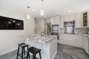 up to $10,000 Towards Buyers Closing Costs w/Preferred Lender!*