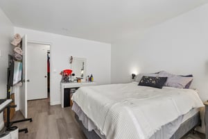 Linden Ave 165-S0905-015.jpg