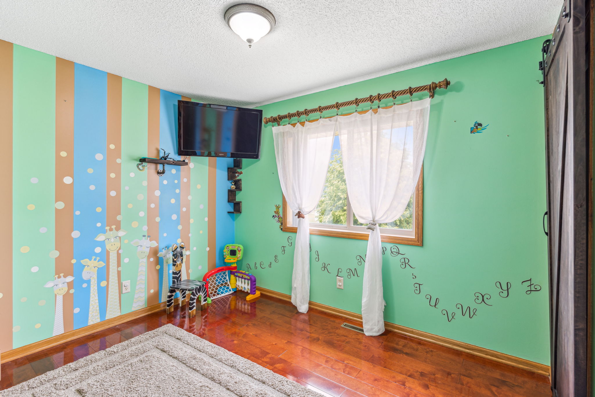 18_Interior