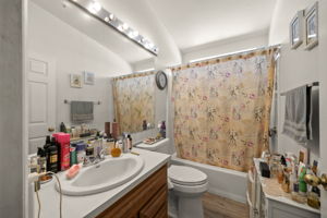  Photo 34