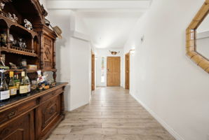  Photo 35
