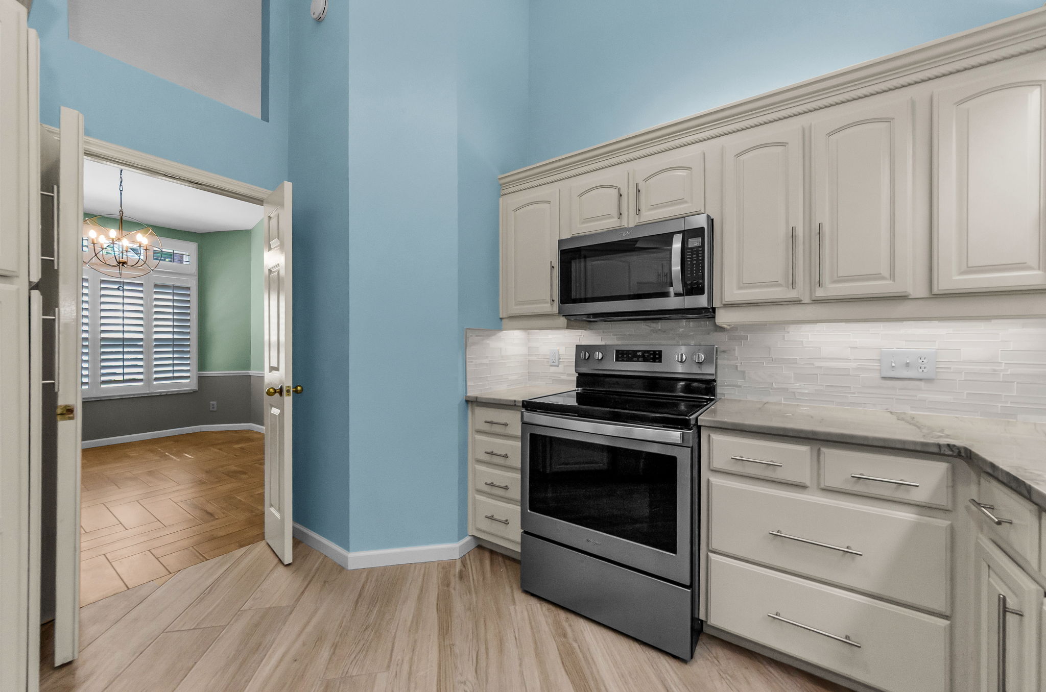 Kitchen 4