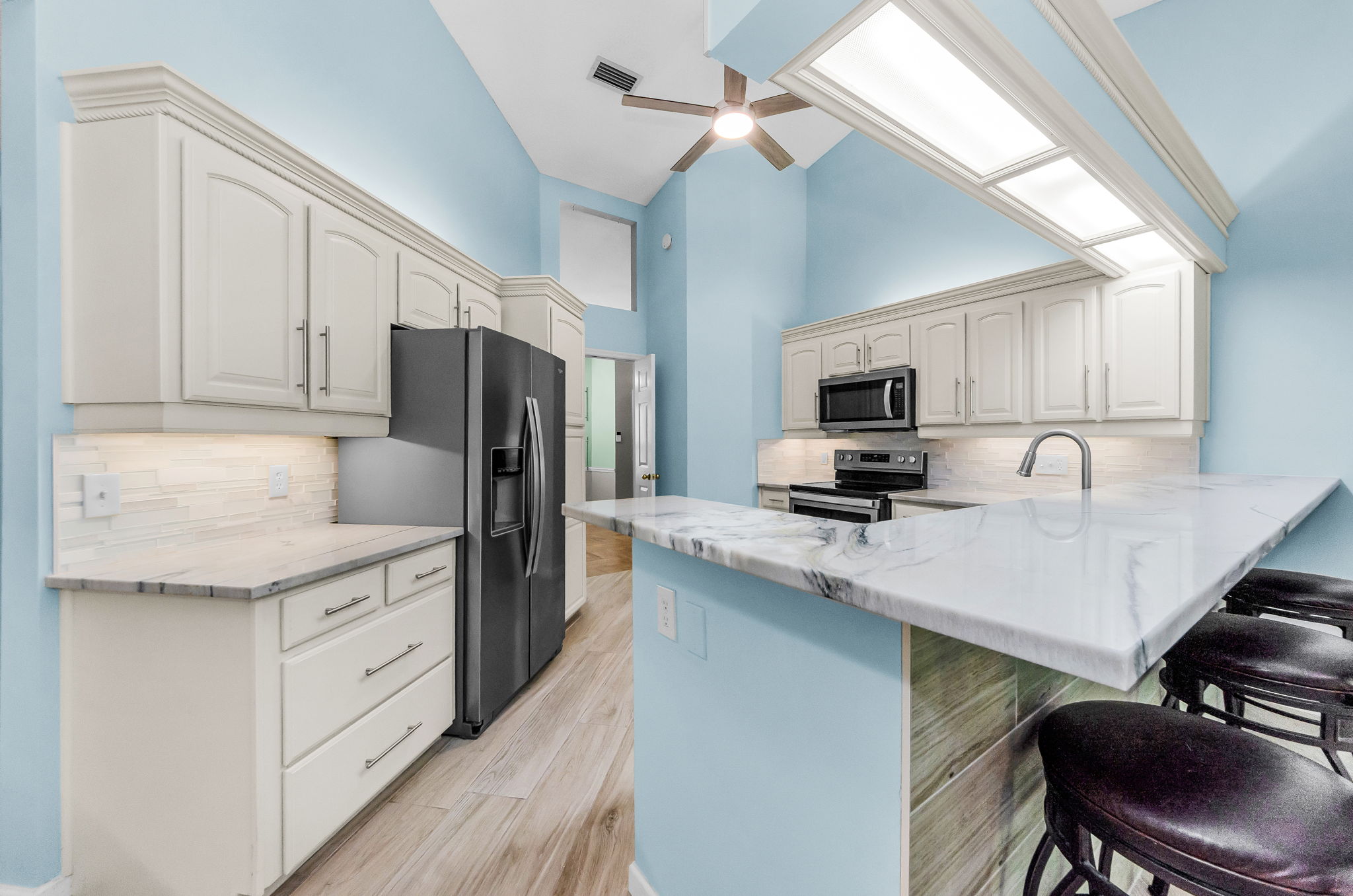 Kitchen 8