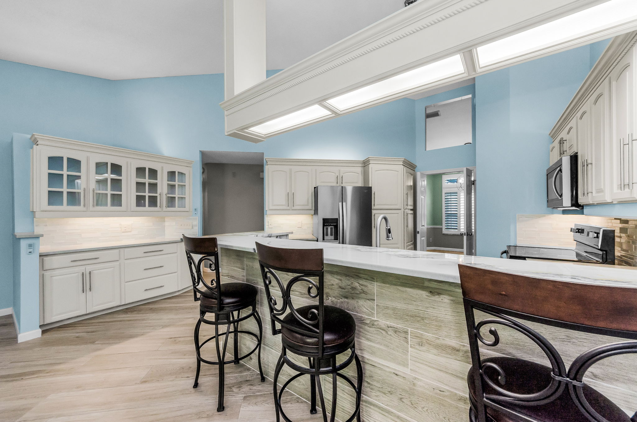 Kitchen Counter 1