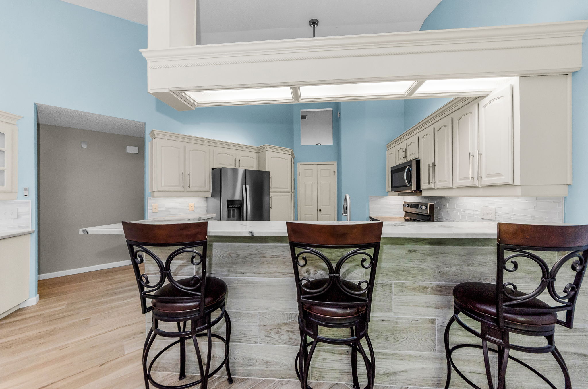 Kitchen Counter 2