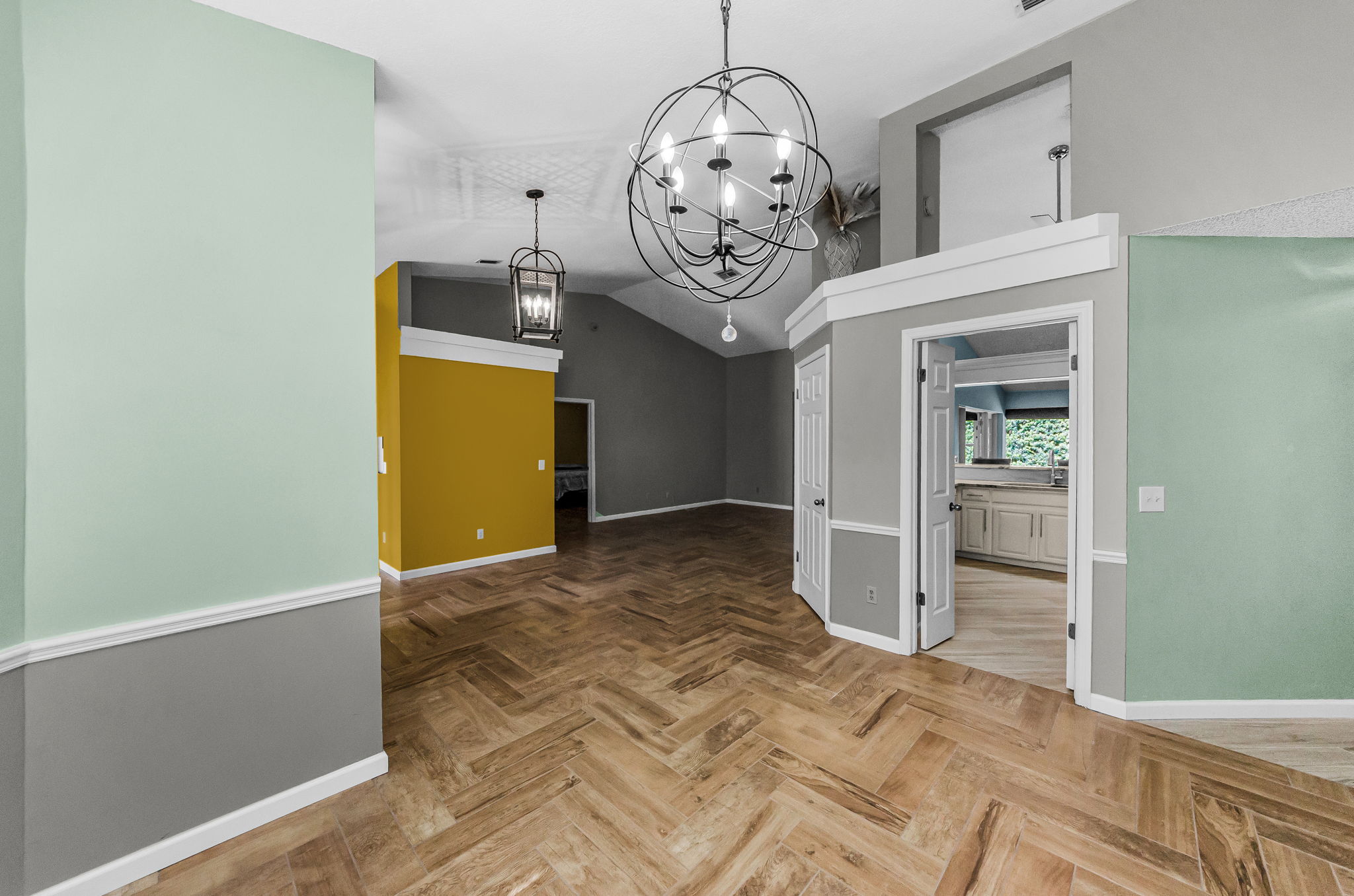 Dining Room 3-e