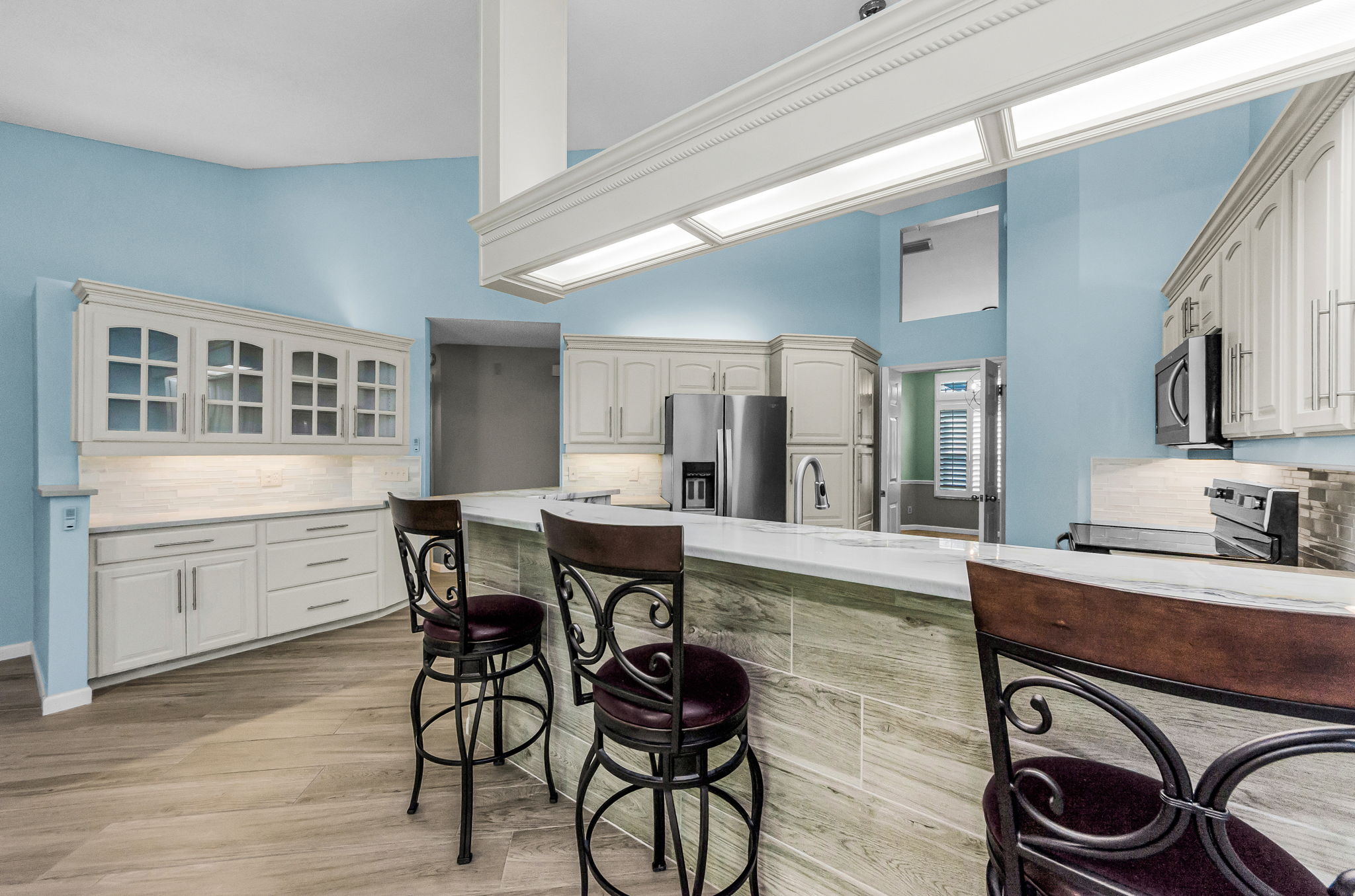 Kitchen Counter 1-e