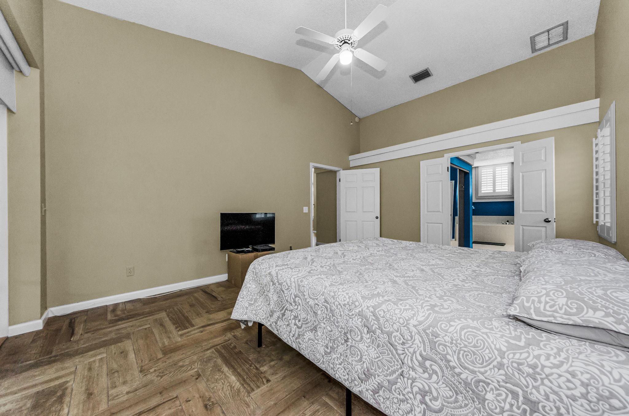 Primary Bedroom 1c-e
