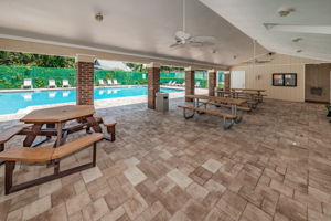 11-Woodland Hills Lanai
