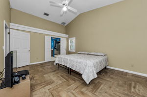 Primary Bedroom 1b-e