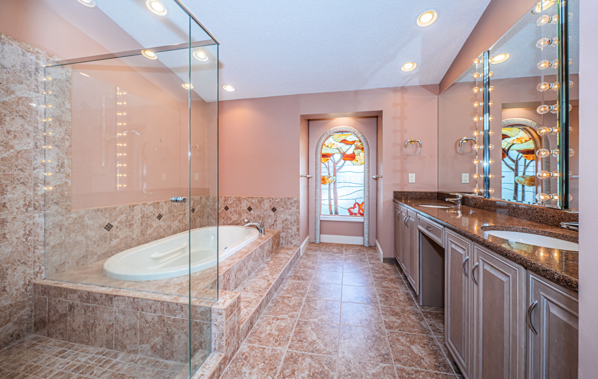 Master Bathroom1a