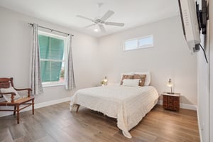 Conch Key Ln-S0411-038.jpg