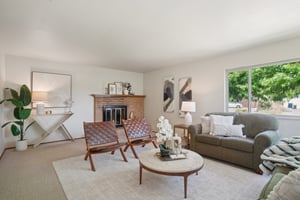 Lincoln Ave-2105-008.jpg
